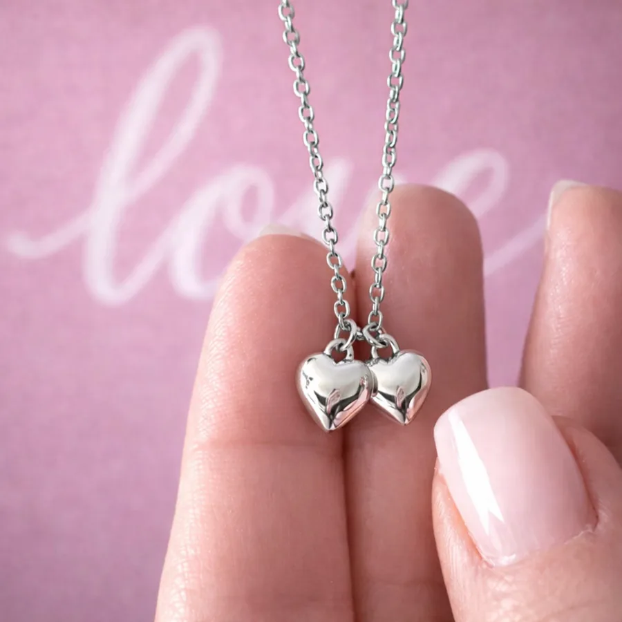 שרשרת עם 2 לבבות